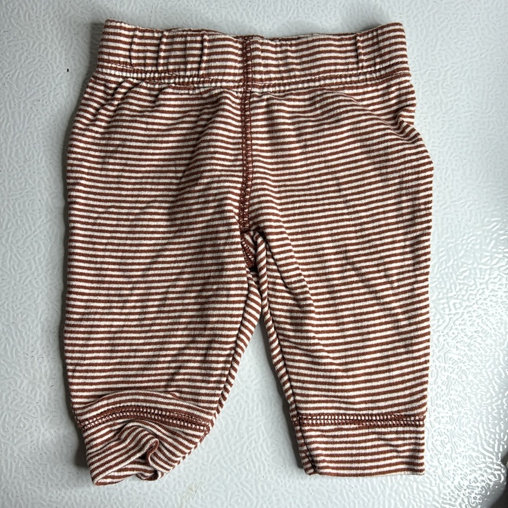 Baby Set - Carters - Picture 9 of 11